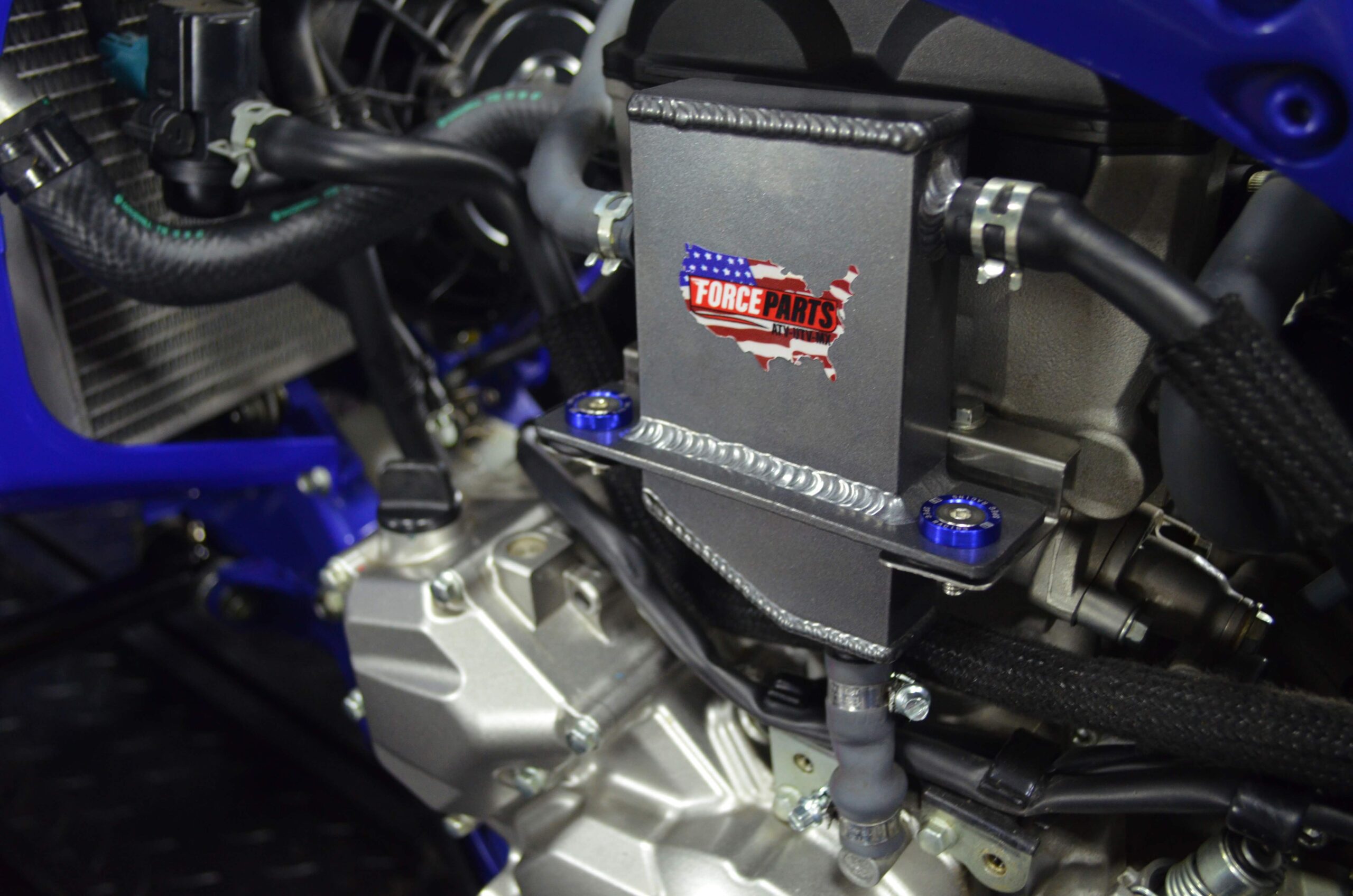 Oil return tank for YFZ450R - Image 2