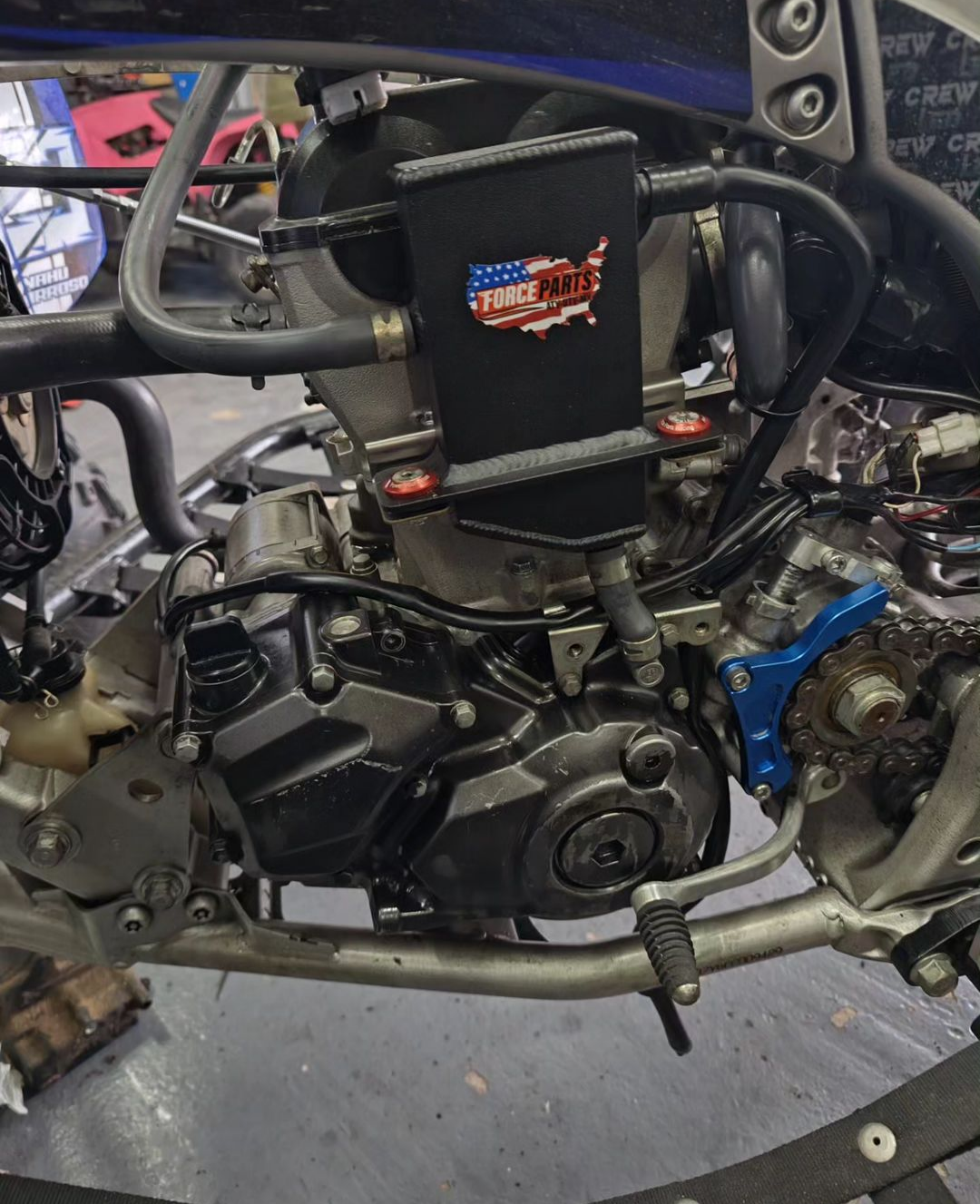 Oil return tank for YFZ450R - Image 3